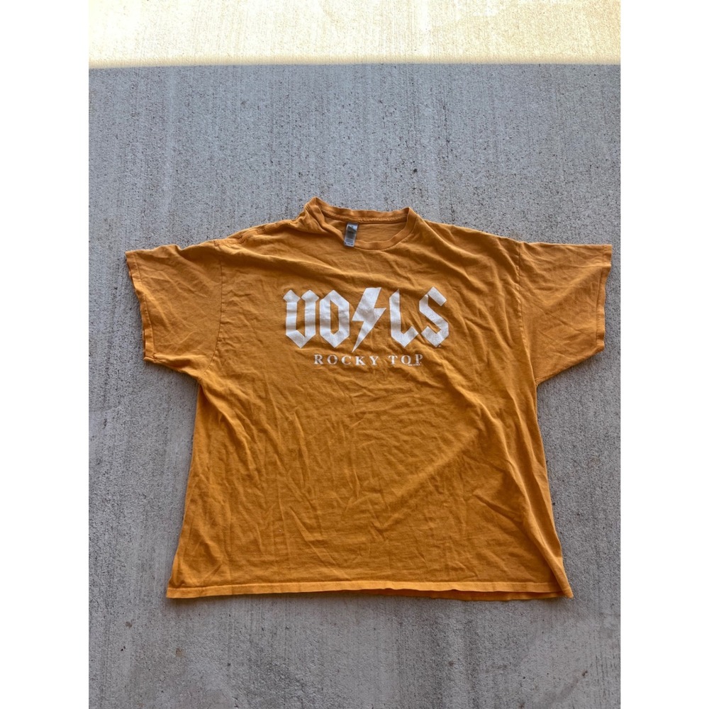 Gildan Tennessee Vols Rocky Top T-Shirt Mens 2XL Orange AC DC Style Graphic Tee